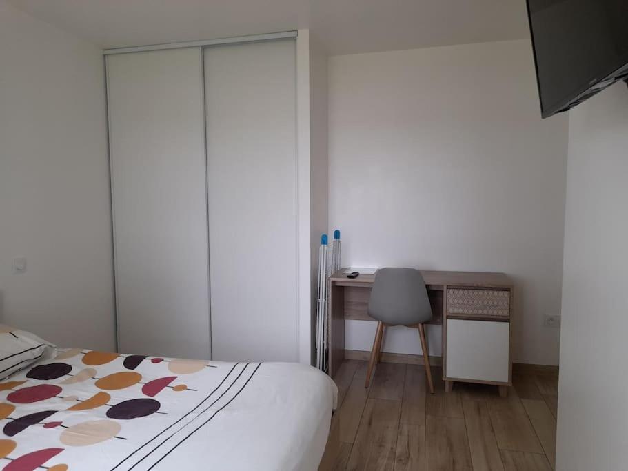 Appt T2 Confortable 라로츠수르욘 외부 사진
